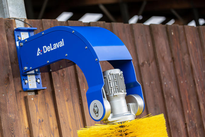 DeLaval frihängande ryktborste SCB3