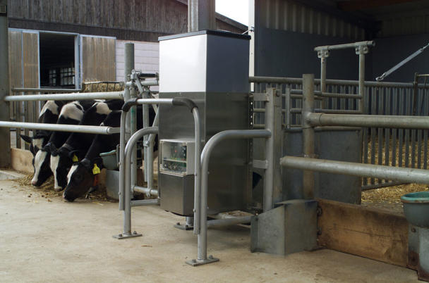 DeLaval  Kraftfutterstationen für Kälber