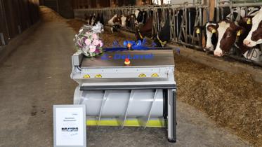 arrimador de comida robot de alimentación delaval optiduo